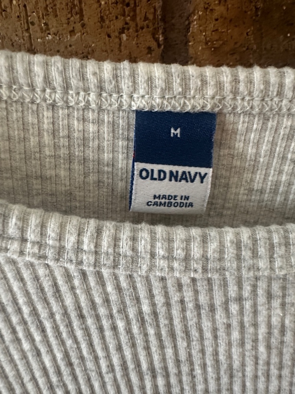 Old Navy Light Heather Gray Ribbed Crew Neck Shirt - Picture 2 of 2